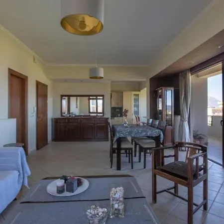 Apartment Terpsis House *